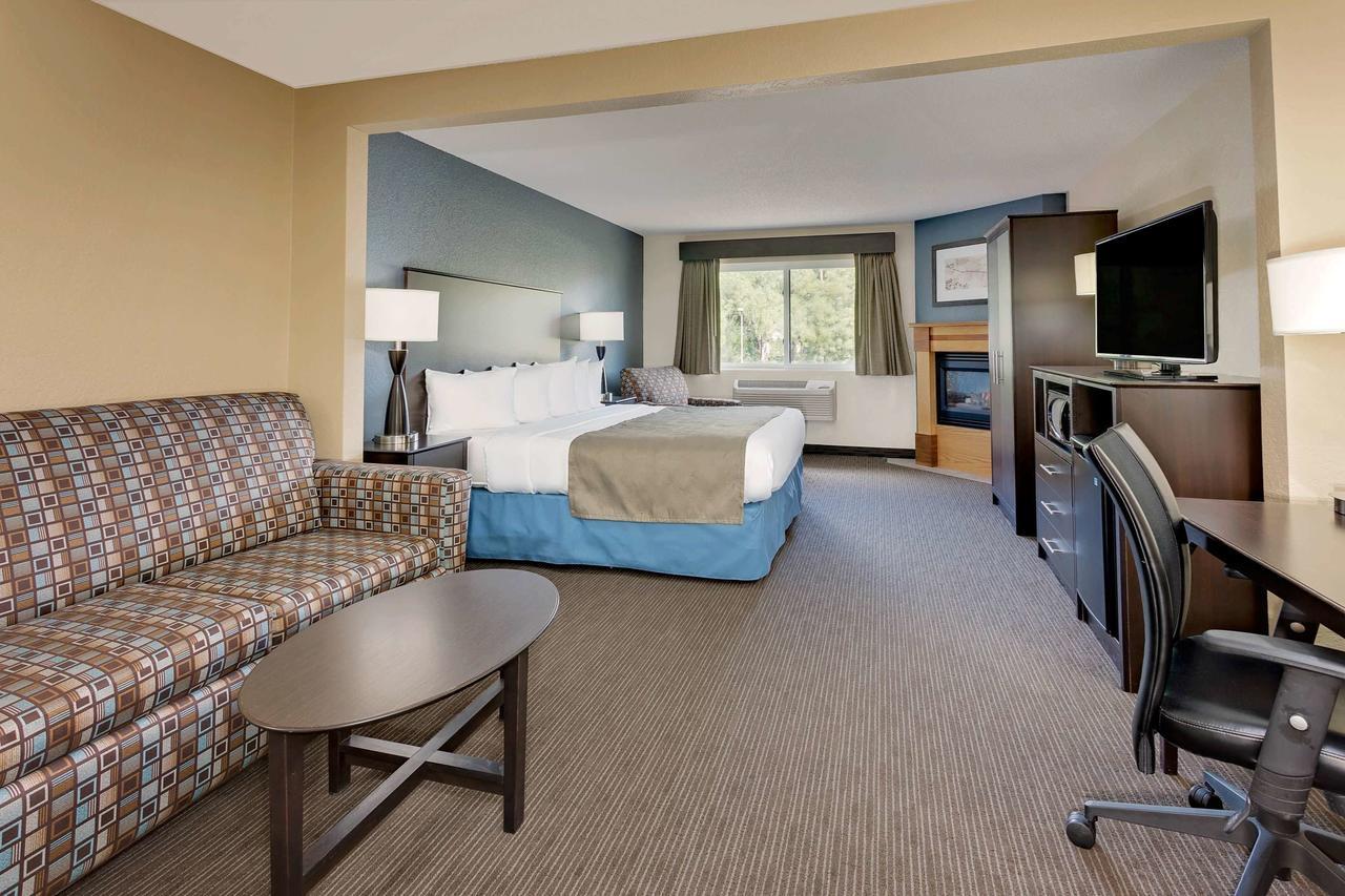 Hotel Baymont By Wyndham Owatonna Esterno foto